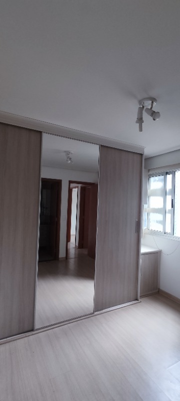 Águas Claras Residencial Cervantes - Apartamento 3 Quartos sendo 1 Suíte, com armários, reformado. Piso Laminado (flutuante), Cozinha independente, c
