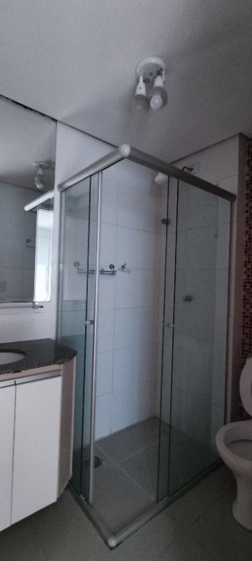 Águas Claras Residencial Cervantes - Apartamento 3 Quartos sendo 1 Suíte, com armários, reformado. Piso Laminado (flutuante), Cozinha independente, c