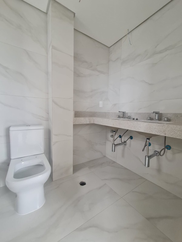 Edifício Costa Azul Águas Claras - 3 quartos com 103 m², 1 suíte, 2 vagas de garagem. Na melhor localização, perto de todas as entrada