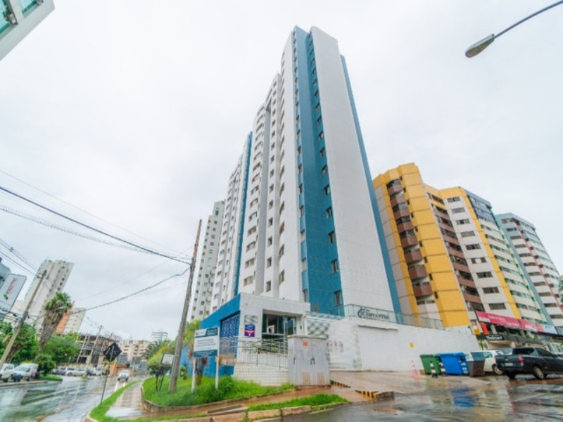 Águas Claras Residencial Cervantes - Apartamento 3 Quartos sendo 1 Suíte, com armários, reformado. Piso Laminado (flutuante), Cozinha independente, c