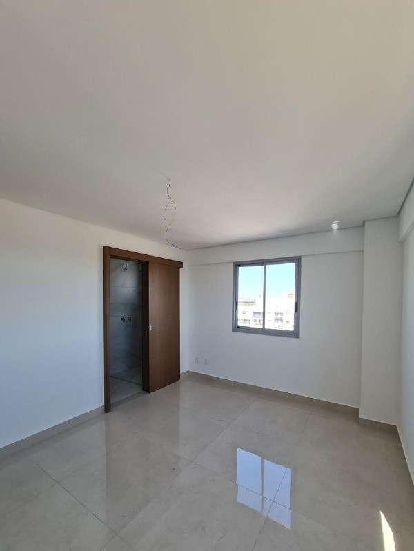 Edifício Costa Azul águas Claras - Maravilhosa Cobertura Duplex com vista livre, 4 suítes e 2 vagas com 185 m². Prédio novo com Habite-se já Averbado