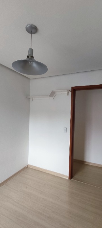 Águas Claras Residencial Cervantes - Apartamento 3 Quartos sendo 1 Suíte, com armários, reformado. Piso Laminado (flutuante), Cozinha independente, c