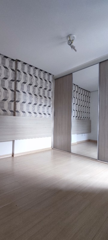 Águas Claras Residencial Cervantes - Apartamento 3 Quartos sendo 1 Suíte, com armários, reformado. Piso Laminado (flutuante), Cozinha independente, c