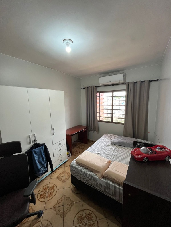 Núcleo Bandeirante 2 ª Avenida - Excelente sobrado, 3 vagas de garagem, aceita financiamento bancário. Localização Excelente! Casa Sobrado, com 2 an