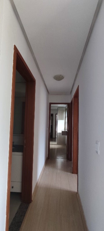 Águas Claras Residencial Cervantes - Apartamento 3 Quartos sendo 1 Suíte, com armários, reformado. Piso Laminado (flutuante), Cozinha independente, c