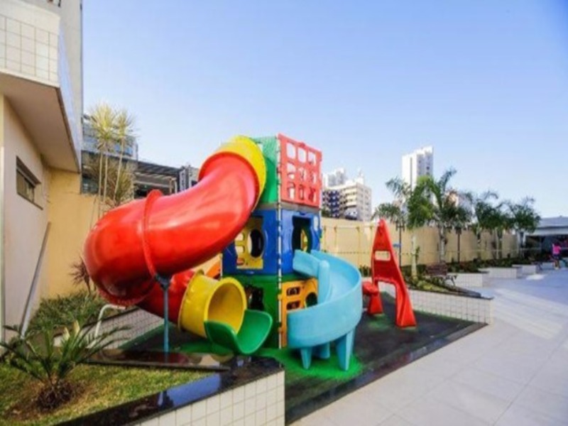 Águas Claras Residencial Cervantes - Apartamento 3 Quartos sendo 1 Suíte, com armários, reformado. Piso Laminado (flutuante), Cozinha independente, c