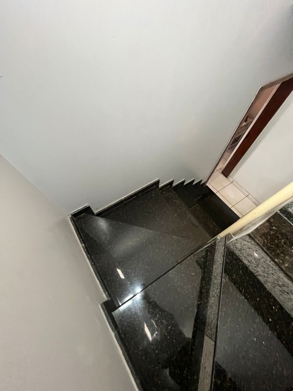Núcleo bandeirante 2 ª avenida - excelente sobrado, 3 vagas 
