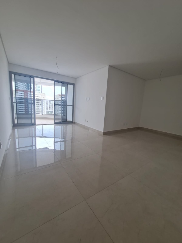 Edifício Costa Azul Águas Claras - 3 quartos com 103 m², 1 suíte, 2 vagas de garagem. Na melhor localização, perto de todas as entrada