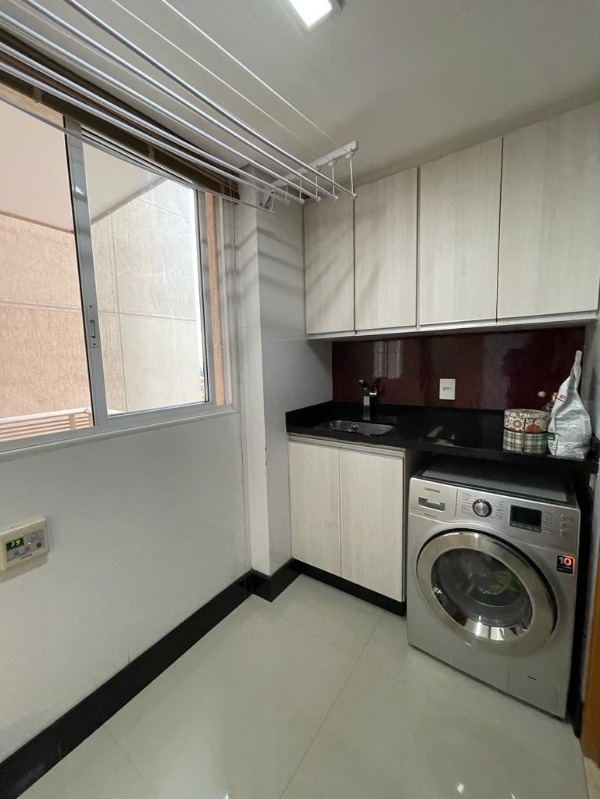 Res. Península Águas Claras - Apartamento 128 m², 4 suítes, reformado com 2 vagas. Apartamento reformado, com armários planejados de alta qualidade.