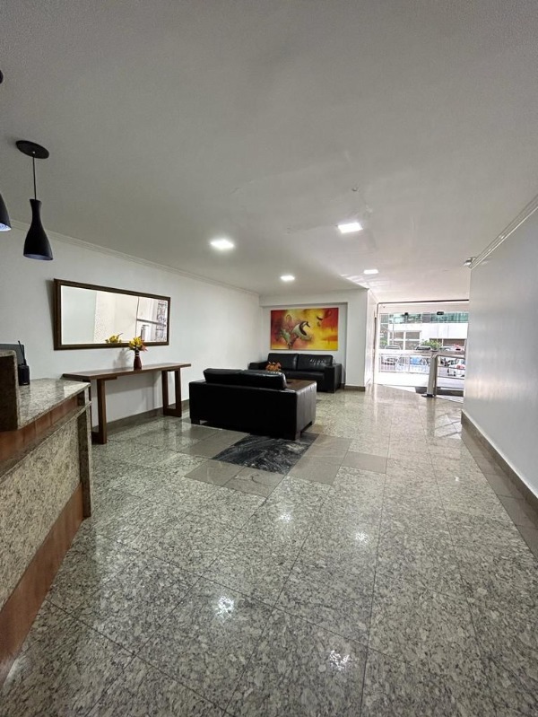 Apartamento de 3 quartos - Residencial Águas Cristalinas (Águas Claras) Localização: Localizado na Rua 13 Norte, na lateral do Vitrini Shopping, próximo à Estação de Metrô Arniqueiras e Av. Das…