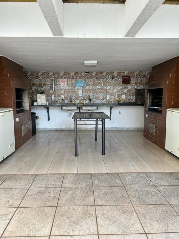 Apartamento de 3 quartos - Residencial Águas Cristalinas (Águas Claras) Localização: Localizado na Rua 13 Norte, na lateral do Vitrini Shopping, próximo à Estação de Metrô Arniqueiras e Av. Das…