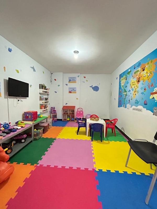 Apartamento de 3 quartos - Residencial Águas Cristalinas (Águas Claras) Localização: Localizado na Rua 13 Norte, na lateral do Vitrini Shopping, próximo à Estação de Metrô Arniqueiras e Av. Das…