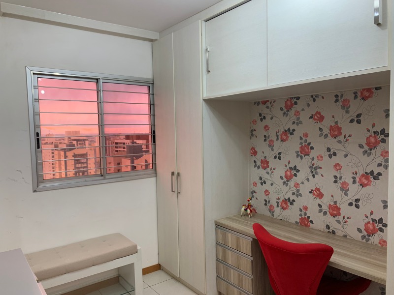 Residencial Cris Village Águas Claras - Lindo apartamento de 3 quartos com 83m², 1 vaga de garagem, Armários planejados. 3 quartos sendo 2 suítes, 1 vaga. Andar alto, vista livre, muitos armários…