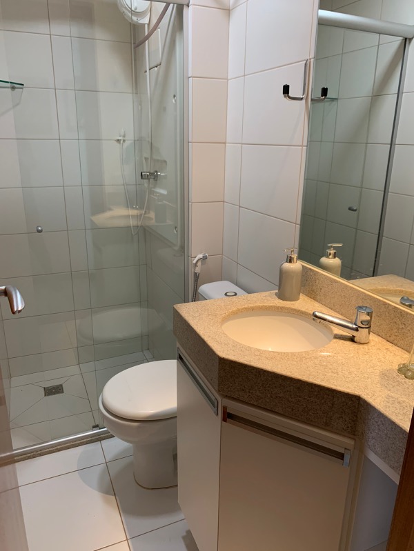 Residencial Cris Village Águas Claras - Lindo apartamento de 3 quartos com 83m², 1 vaga de garagem, Armários planejados. 3 quartos sendo 2 suítes, 1 vaga. Andar alto, vista livre, muitos armários…