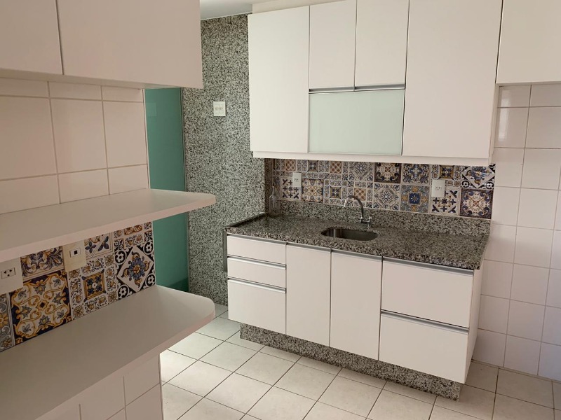 Venda Cobertura duplex no Via Club Residence, em Águas Claras. Com 188 m² privativos. São 3 quartos, sendo 1 suíte, 2 vagas de garagem, jacuzzi