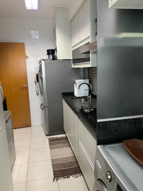 Residencial Cris Village Águas Claras - Lindo apartamento de 3 quartos com 83m², 1 vaga de garagem, Armários planejados. 3 quartos sendo 2 suítes, 1 vaga. Andar alto, vista livre, muitos armários…