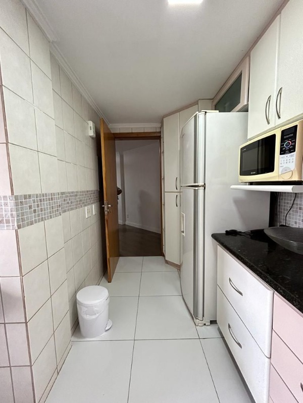 Apartamento de 3 quartos - Residencial Águas Cristalinas (Águas Claras) Localização: Localizado na Rua 13 Norte, na lateral do Vitrini Shopping, próximo à Estação de Metrô Arniqueiras e Av. Das…
