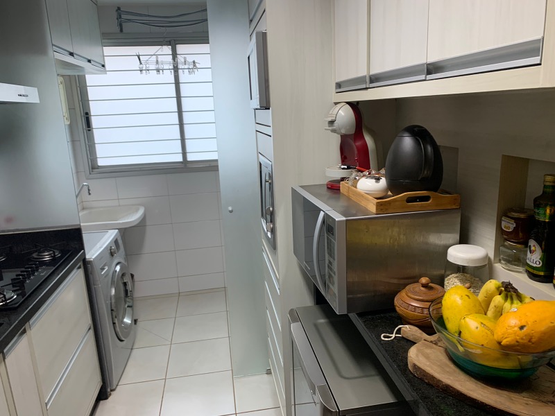 Residencial Cris Village Águas Claras - Lindo apartamento de 3 quartos com 83m², 1 vaga de garagem, Armários planejados. 3 quartos sendo 2 suítes, 1 vaga. Andar alto, vista livre, muitos armários…