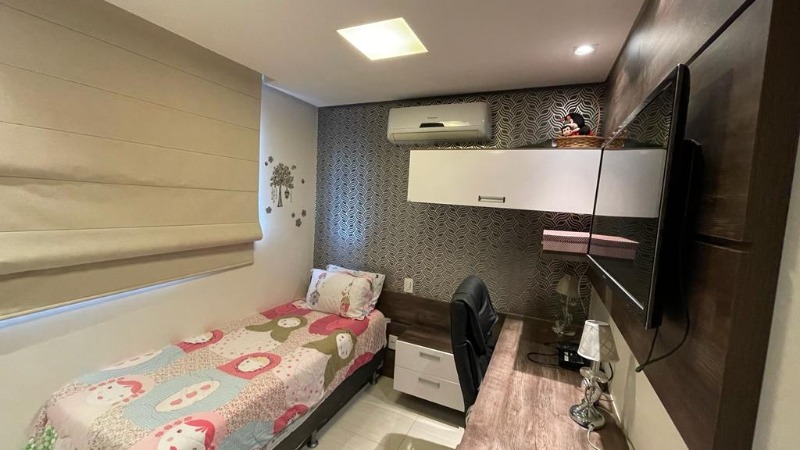 Res. Península Águas Claras - Apartamento 128 m², 4 suítes, reformado com 2 vagas. Apartamento reformado, com armários planejados de alta qualidade.
