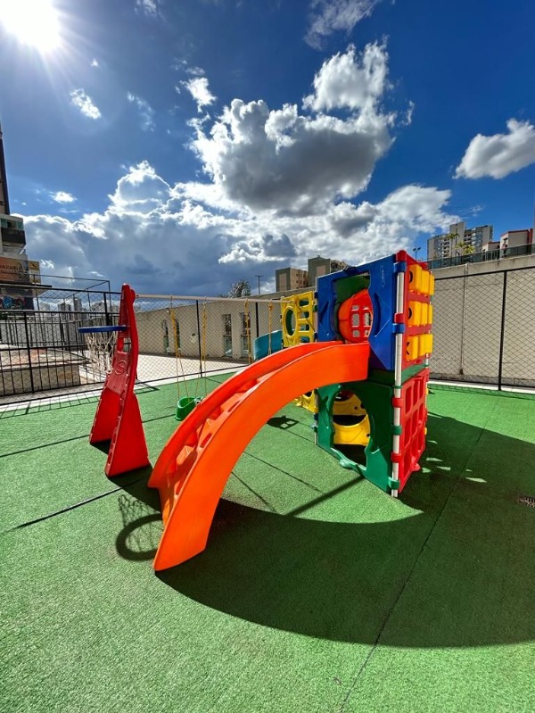 Apartamento de 3 quartos - Residencial Águas Cristalinas (Águas Claras) Localização: Localizado na Rua 13 Norte, na lateral do Vitrini Shopping, próximo à Estação de Metrô Arniqueiras e Av. Das…