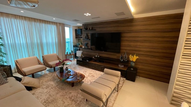 Res. Península Águas Claras - Apartamento 128 m², 4 suítes, reformado com 2 vagas. Apartamento reformado, com armários planejados de alta qualidade.