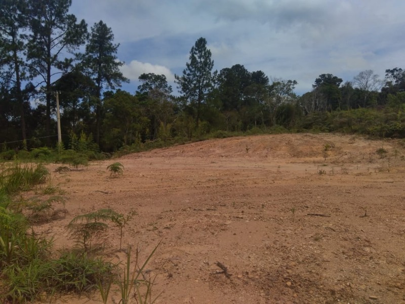 ÓTIMO TERRENO 21.000,00 m² COM NASCENTE, PRÓXIMO A REPRESA EM JUQUITIBA-SP