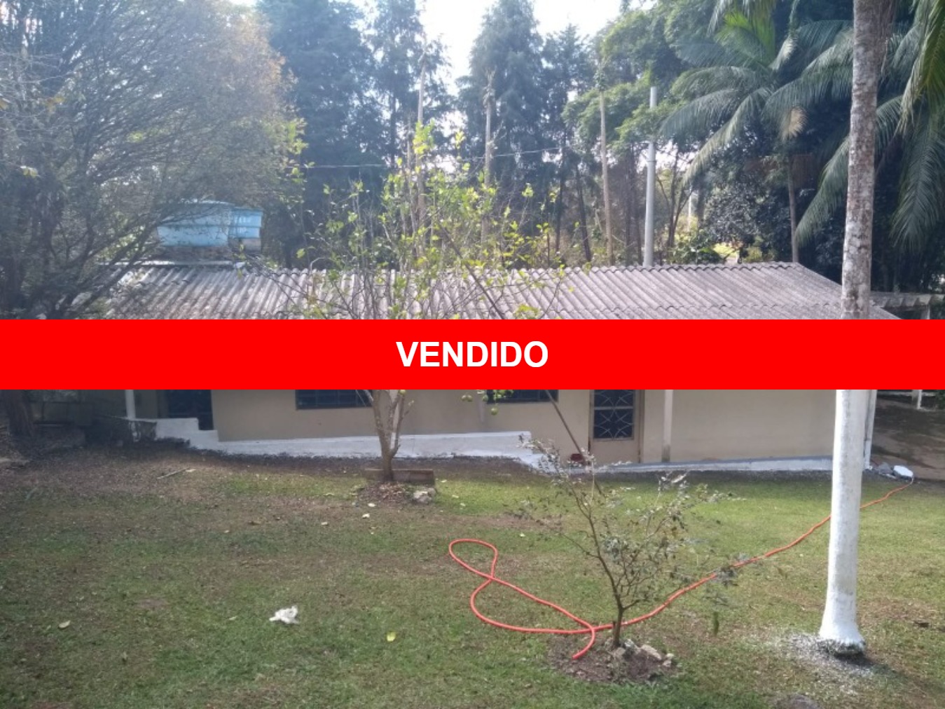 Chácara 3.670m² c/Piscina a 2km da Rodovia