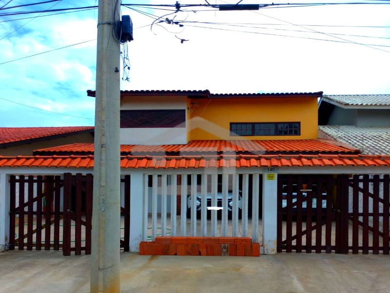 Casa em Peruíbe-SP a 250m da Praia
