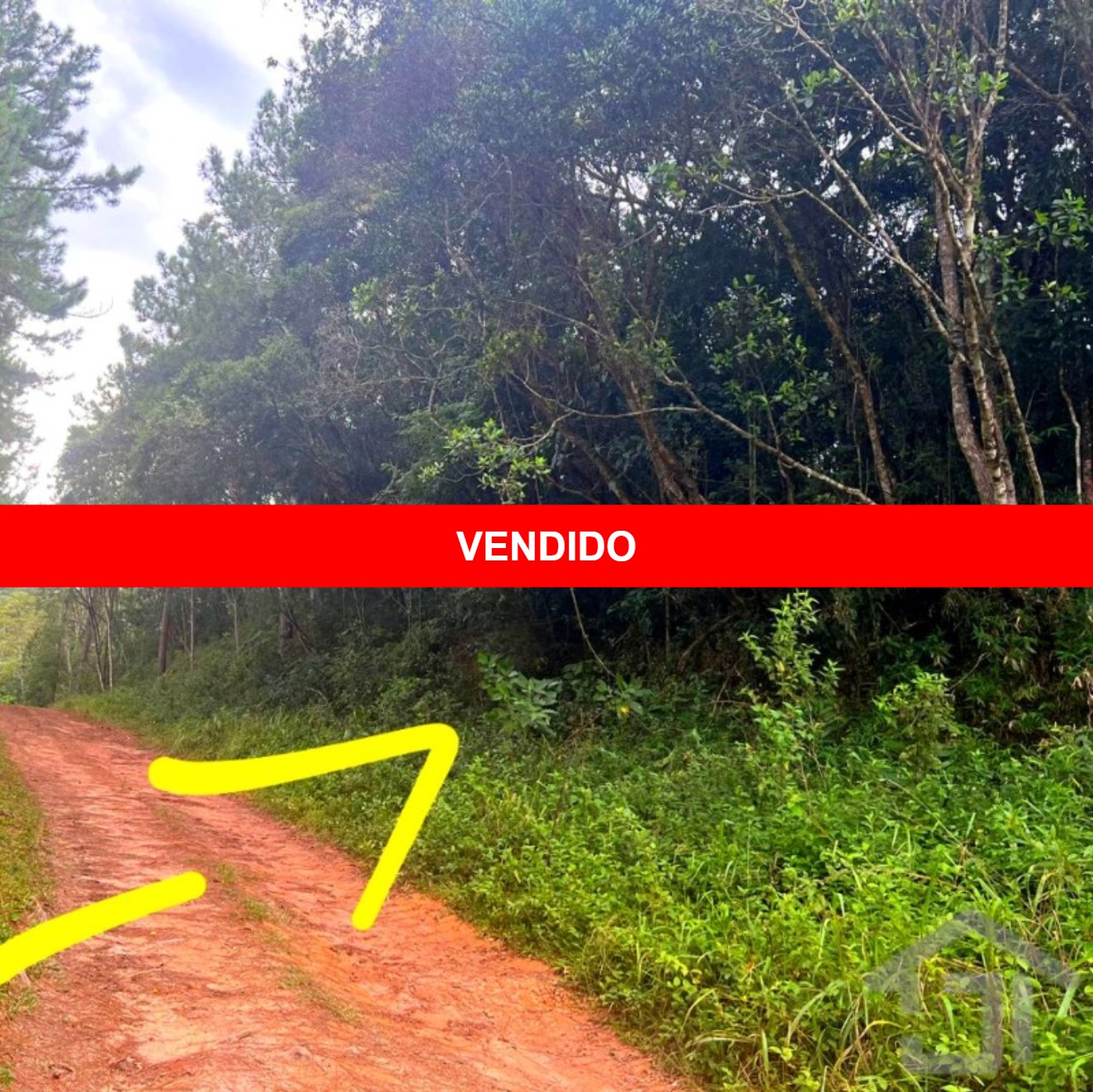 ( OPORTUNIDADE ) Terreno Registrado 2.480m² em Juquitiba-SP