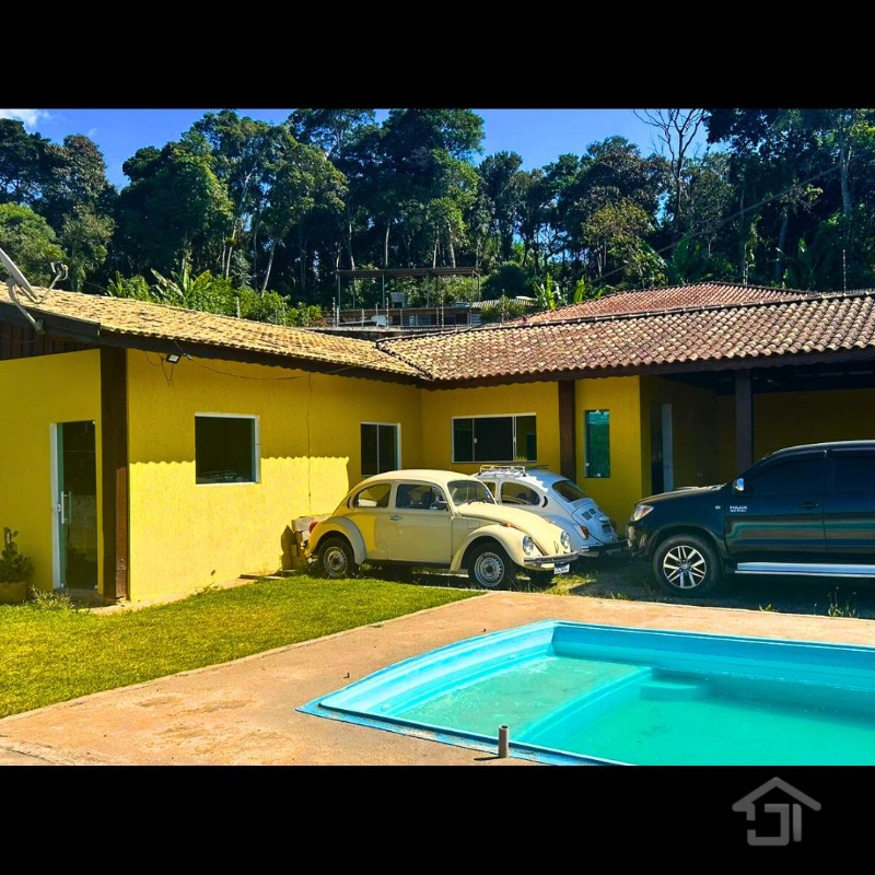 Chácara 475m² p/Moradia c/Piscina em Juquitiba-SP