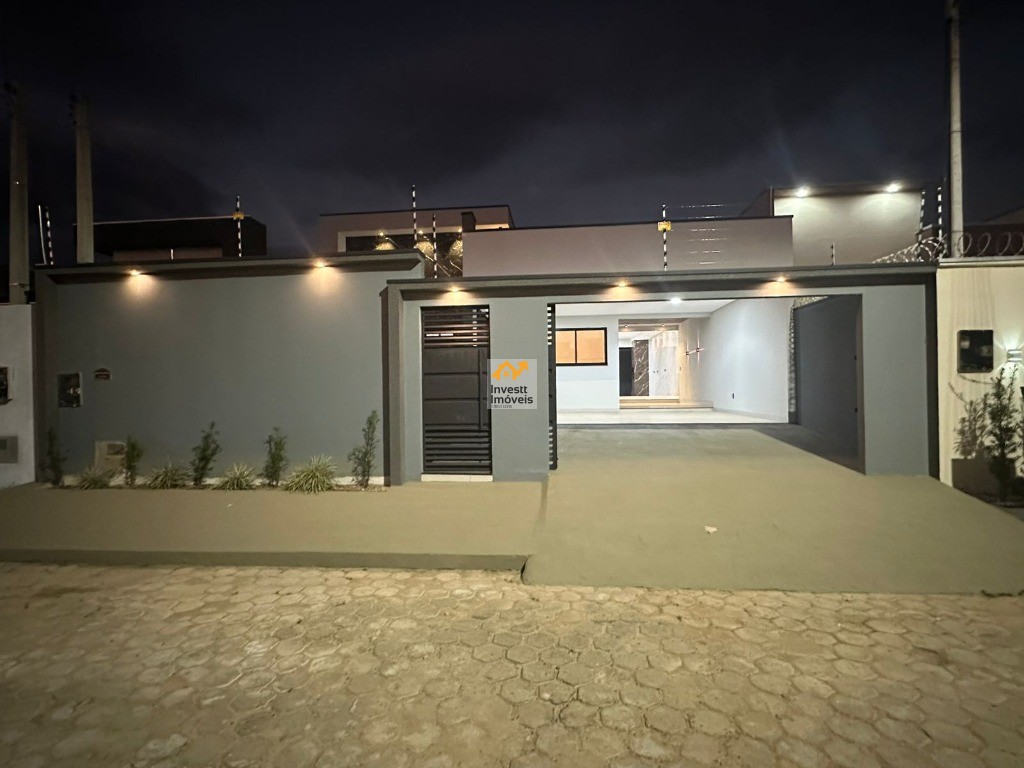 Casa à venda com 3 quartos - Foto 1