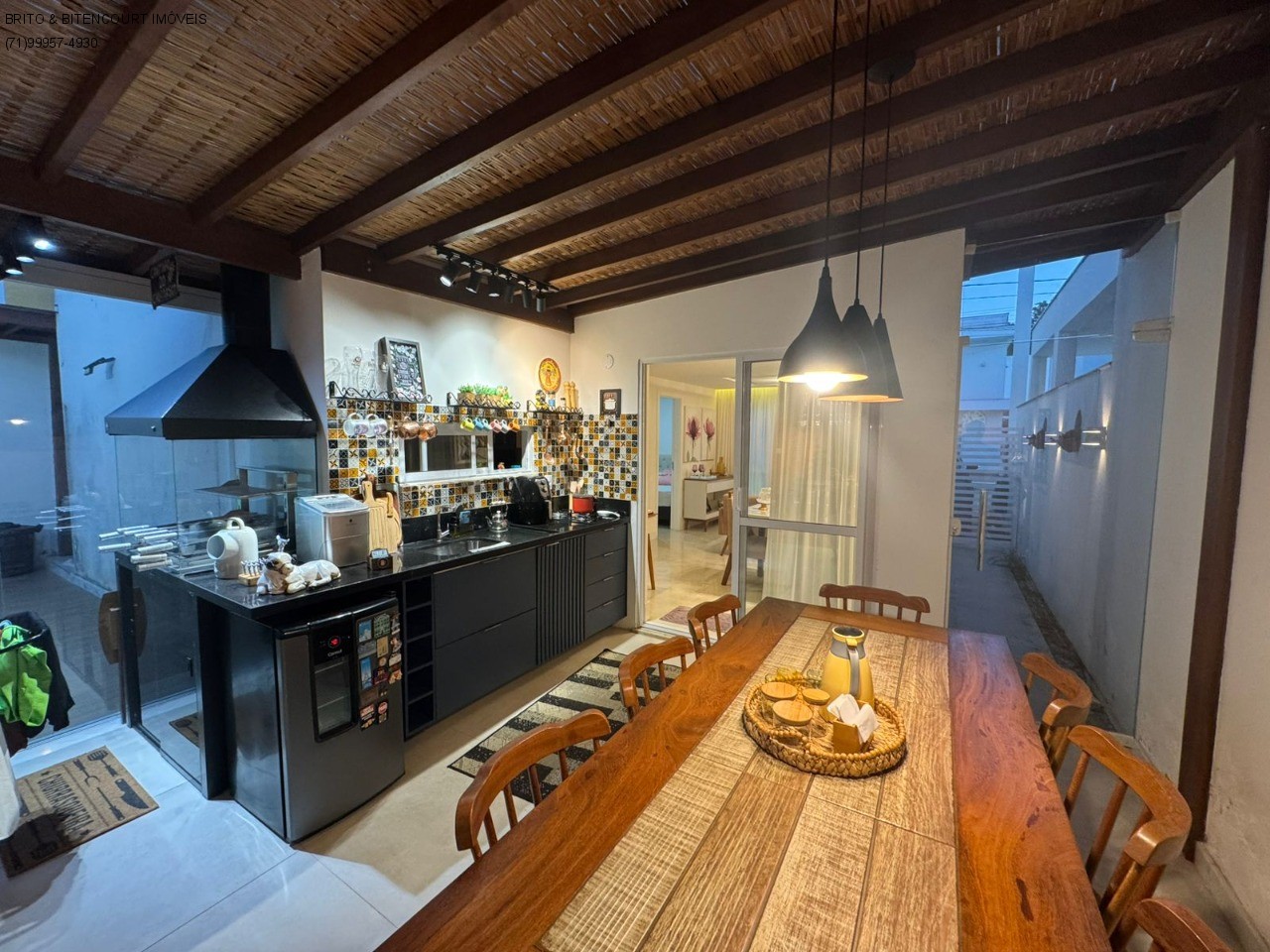 Casa à venda com 4 quartos, 141m² - Foto 11
