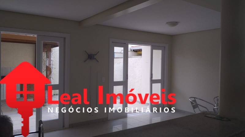 Casa, 3 quartos, 10 m² - Foto 2