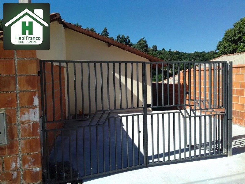 Casa em ótimo estado, na cidade de Francisco Morato