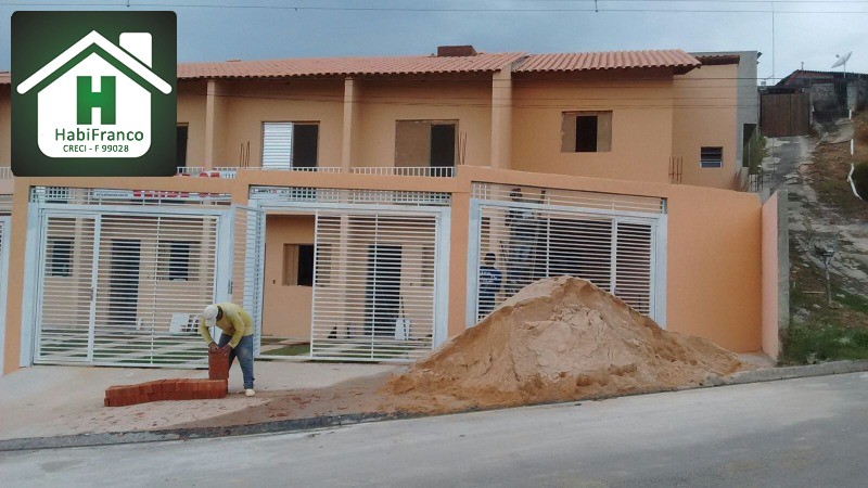 Casa nova, boa localização com vista privilegiada . Francisco Morato
