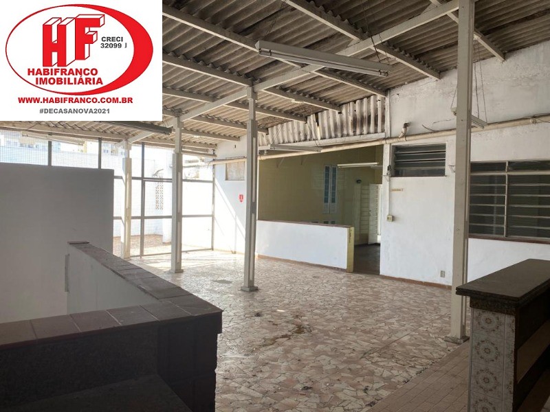 Galpão á venda - Local interessante para deposito de supermercado, centro de distribuição, etc.