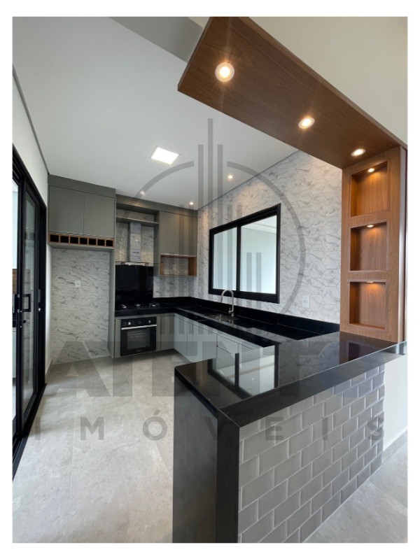 Casa em Condomínio à Venda em Indaiatuba-SP, Loteamento Park Gran Reserve: 3 Quartos, 3 Suítes, 2 Salas, 2 Vagas, 144,81m²!