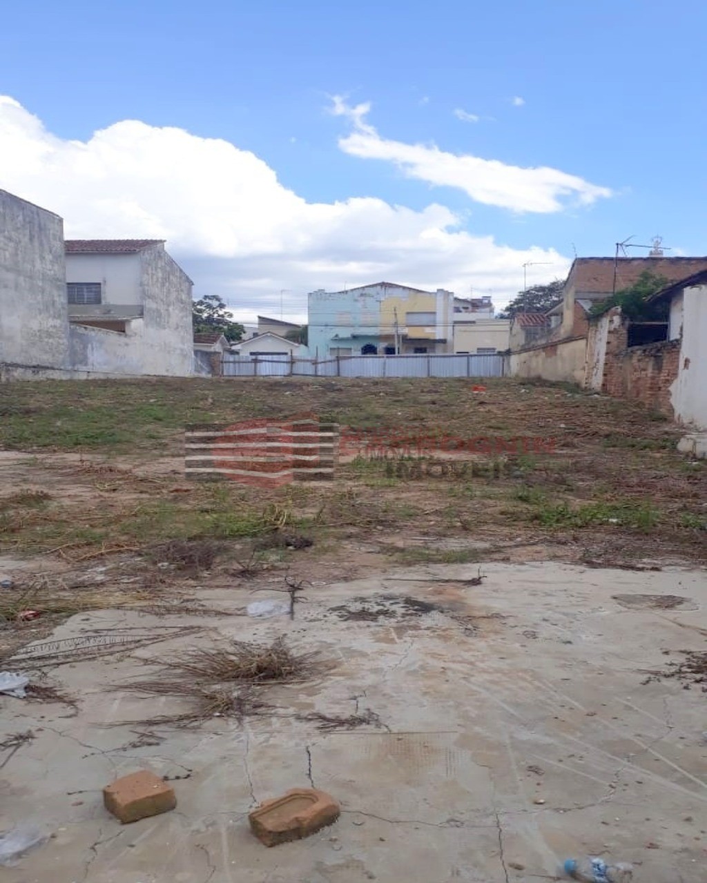 Terreno Comercial a Venda No Centro em Caçapava
