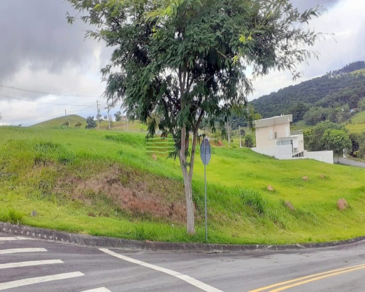 Terreno em Condomínio a Venda No Bella Vitta No Santa Luzia em Caçapava