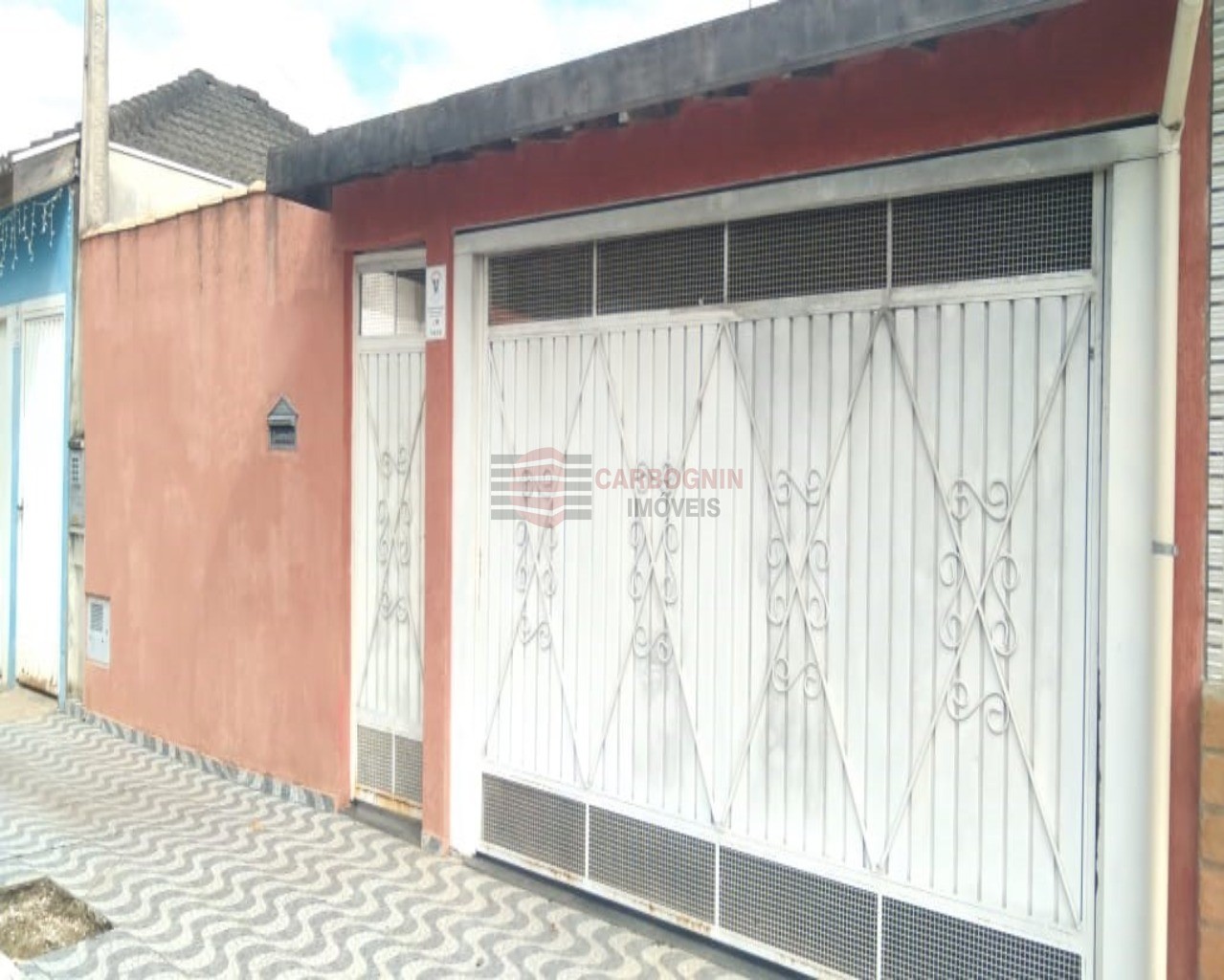 Casa a Venda No Village das Flores em Caçapava