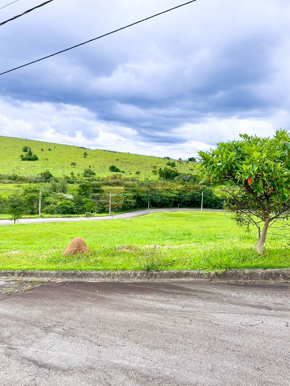 Terreno em Condomínio a Venda No Bella Vitta No Santa Luzia em Caçapava
