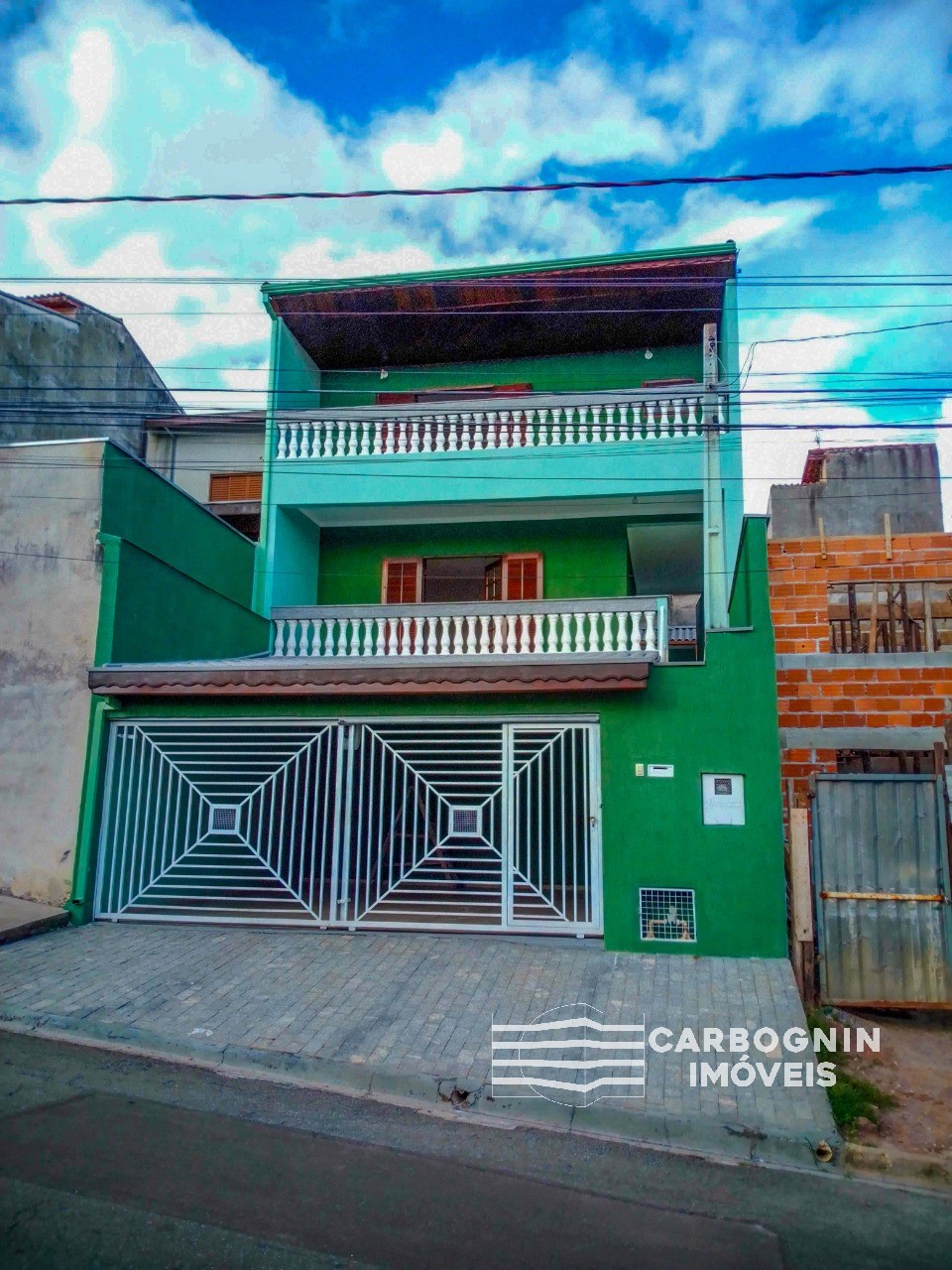 Sobrado a Venda Na Borda da Mata em Caçapava