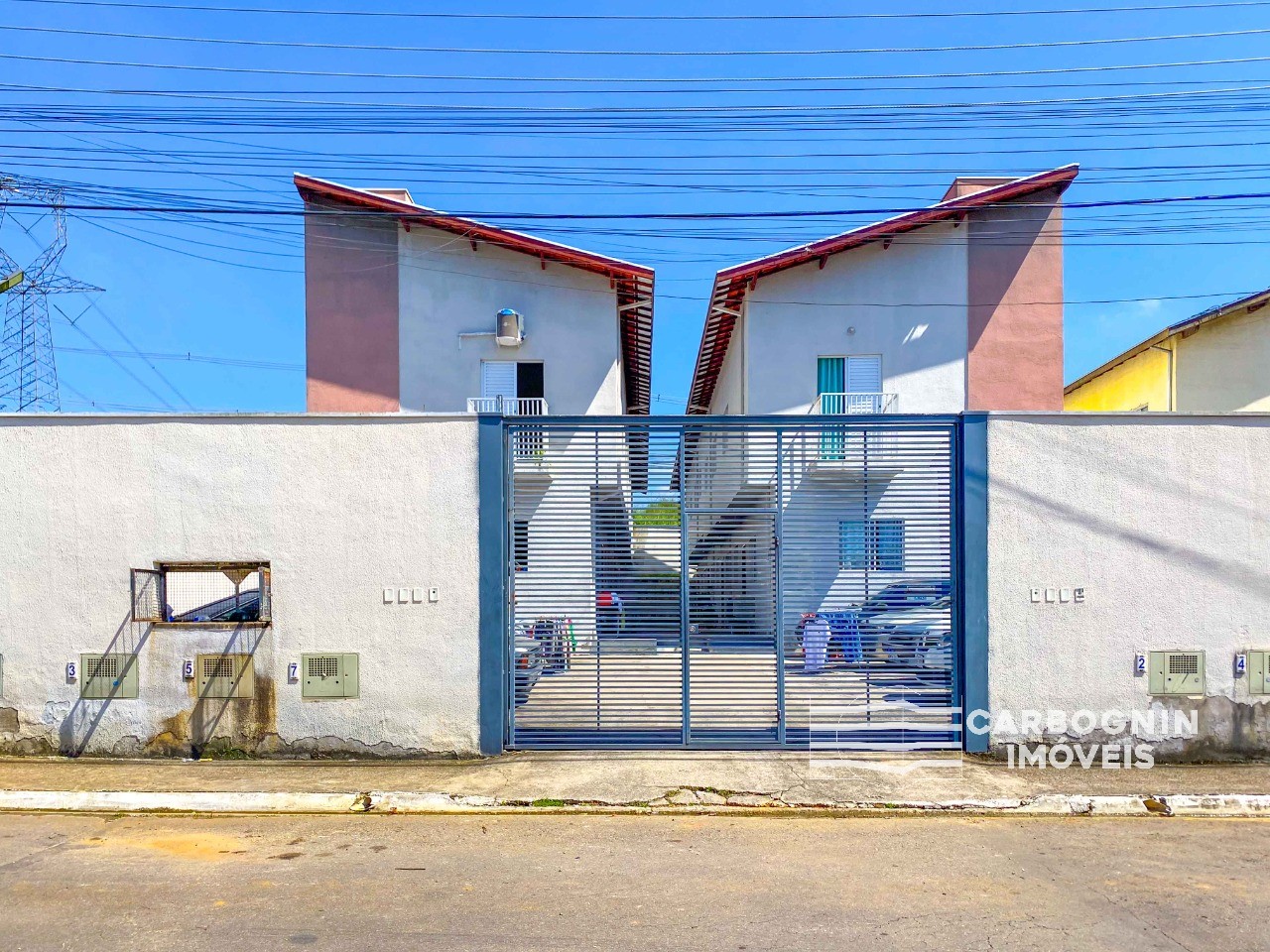 Sobrado em Condomínio a Venda No Aldeias da Serra em Caçapava