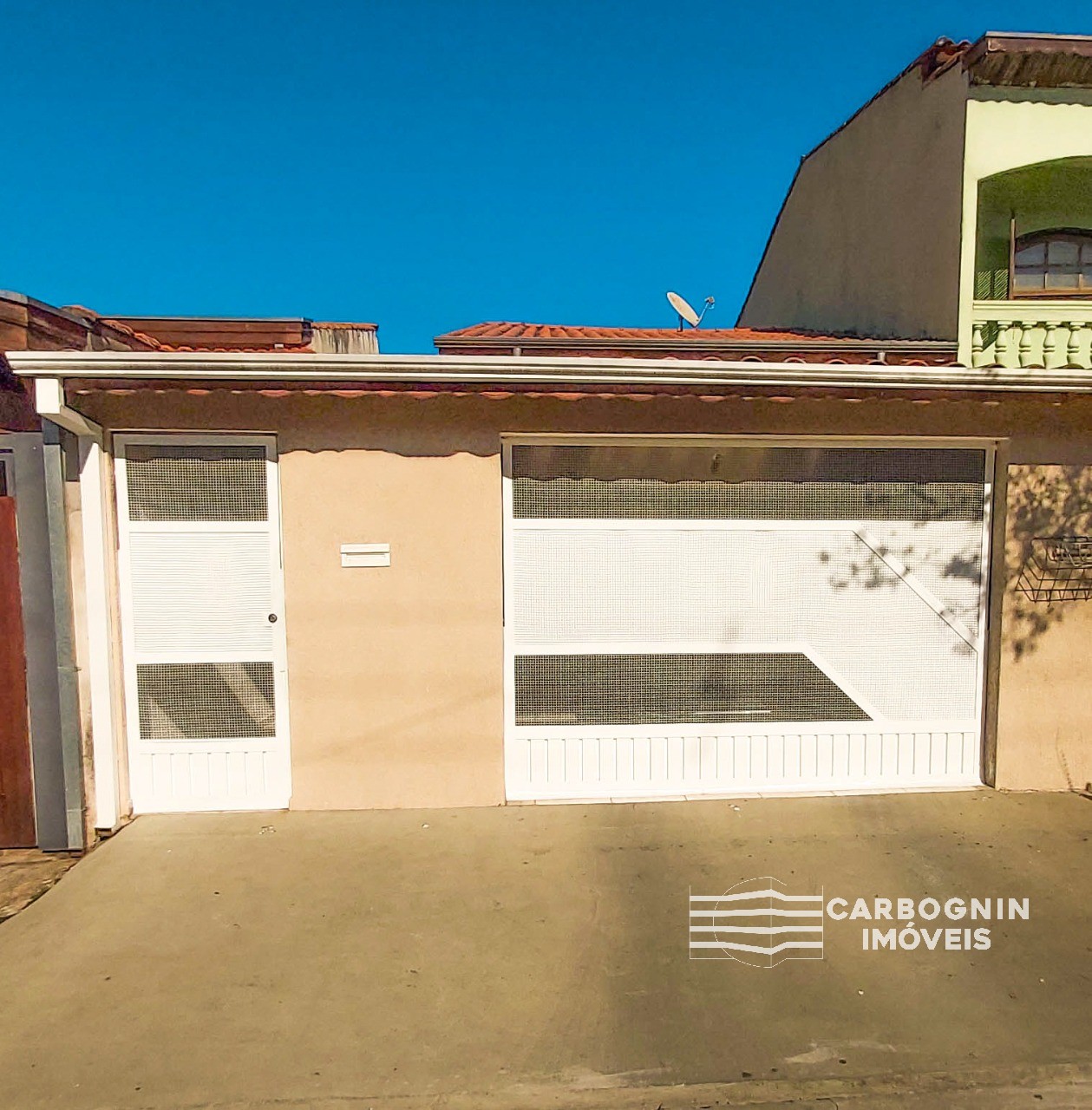 Casa a Venda No Borda da Mata em Caçapava