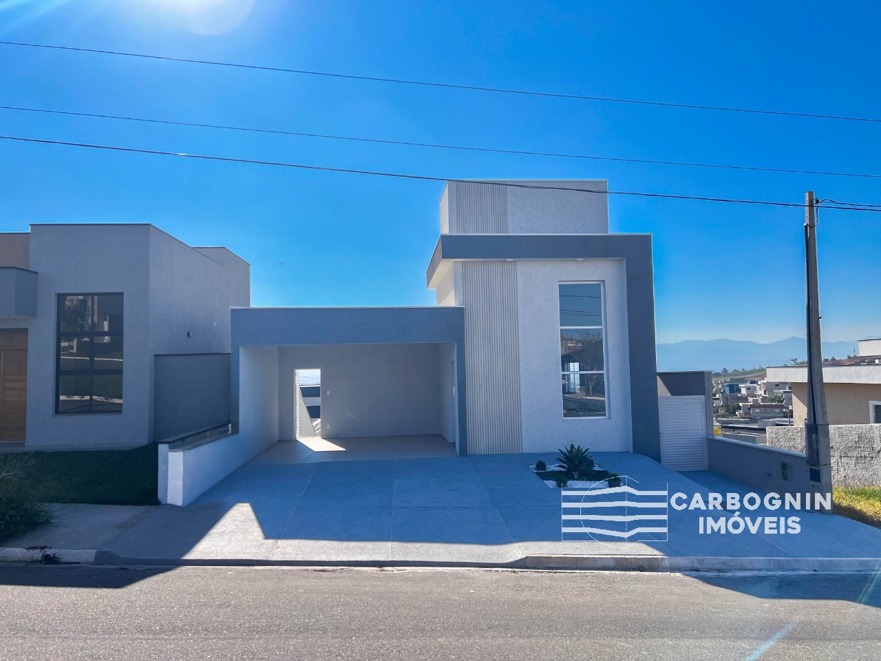 Casa em Condomínio a Venda No Reserva do Vale em Caçapava