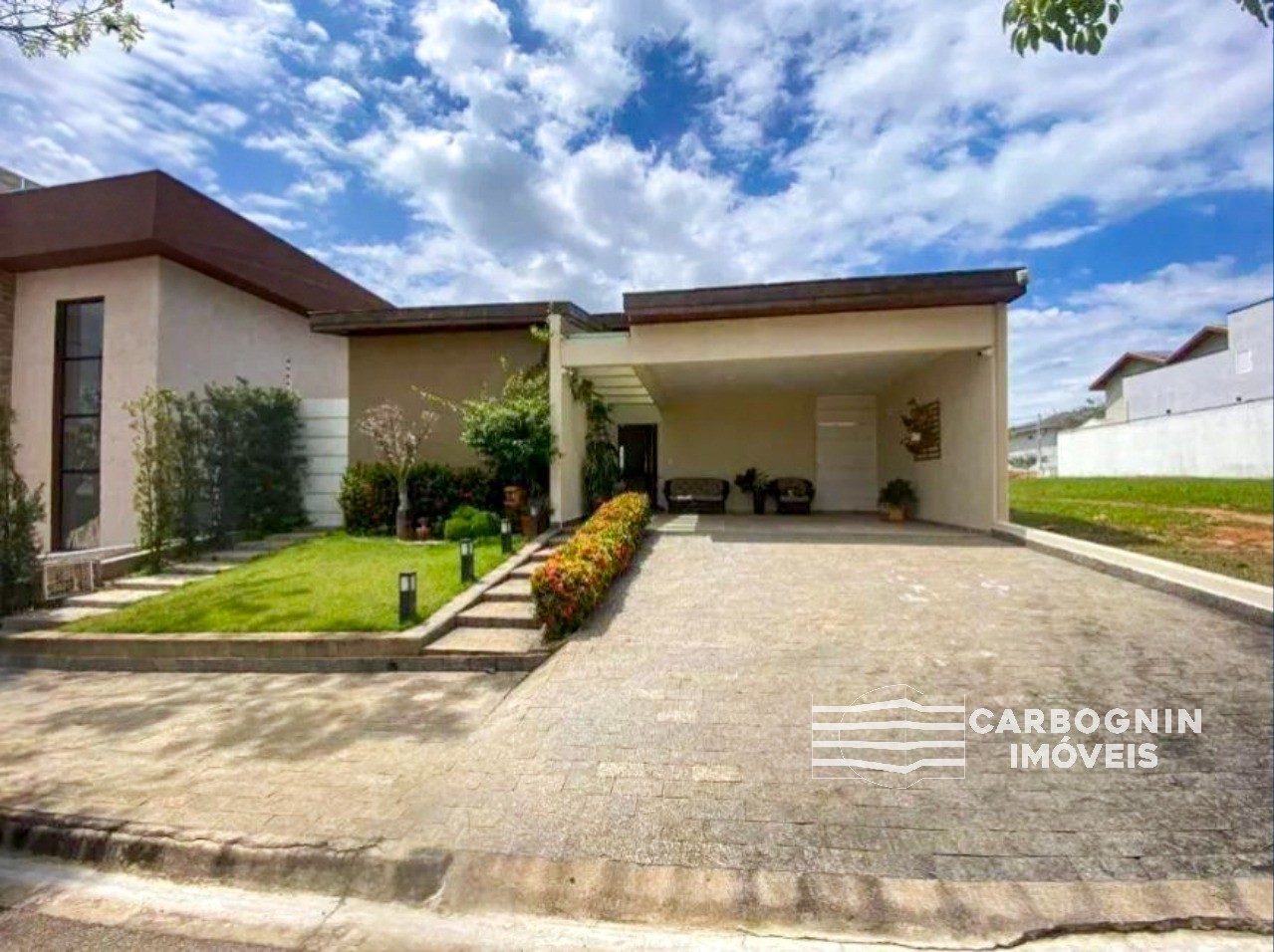 Casa em Condomínio a Venda No Terras do Vale em Caçapava