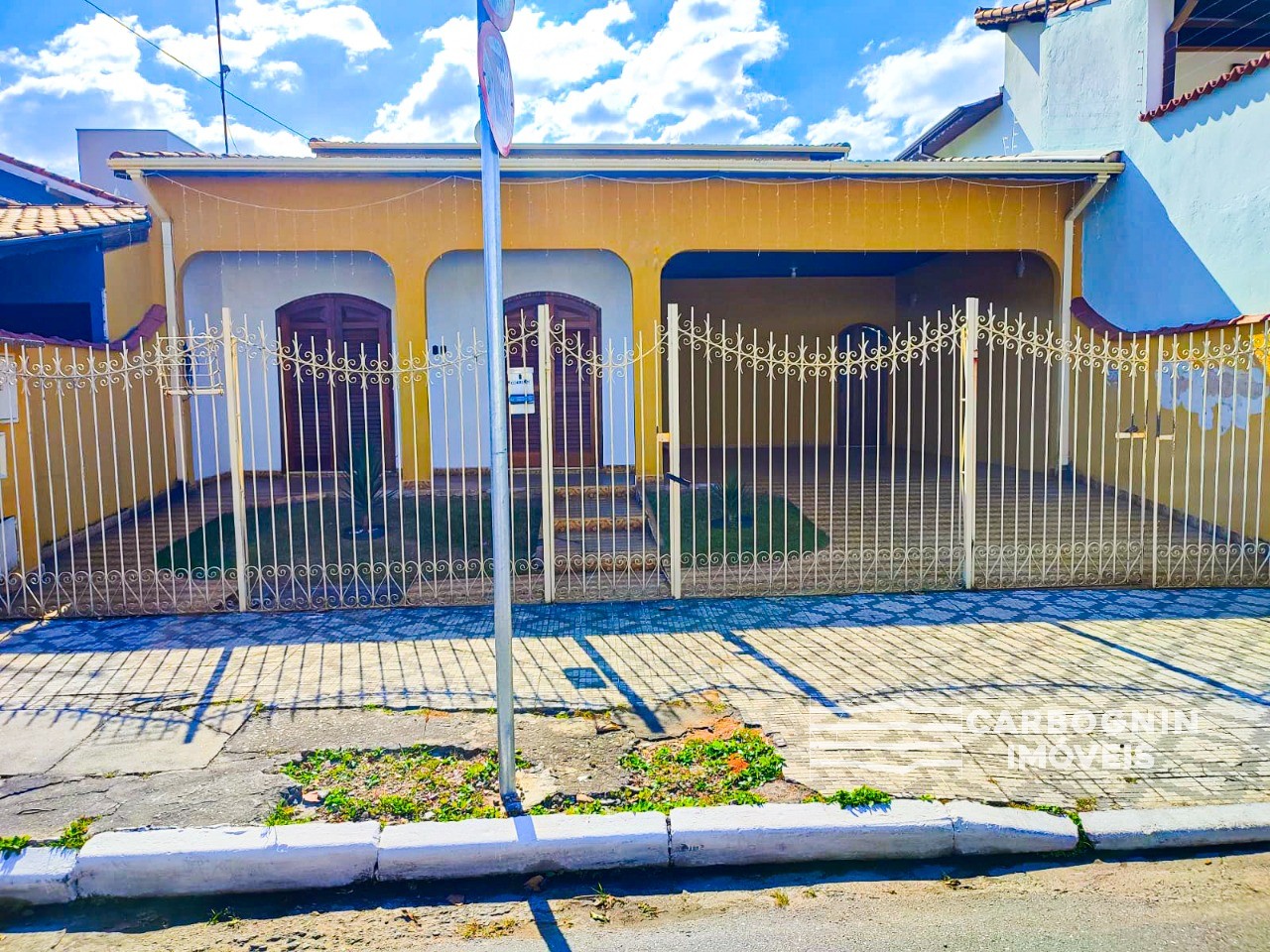 Casa a Venda No Jardim Amália em Caçapava