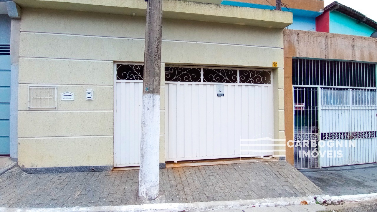 Sobrado a Venda Na Vila Bandeirantes em Caçapava