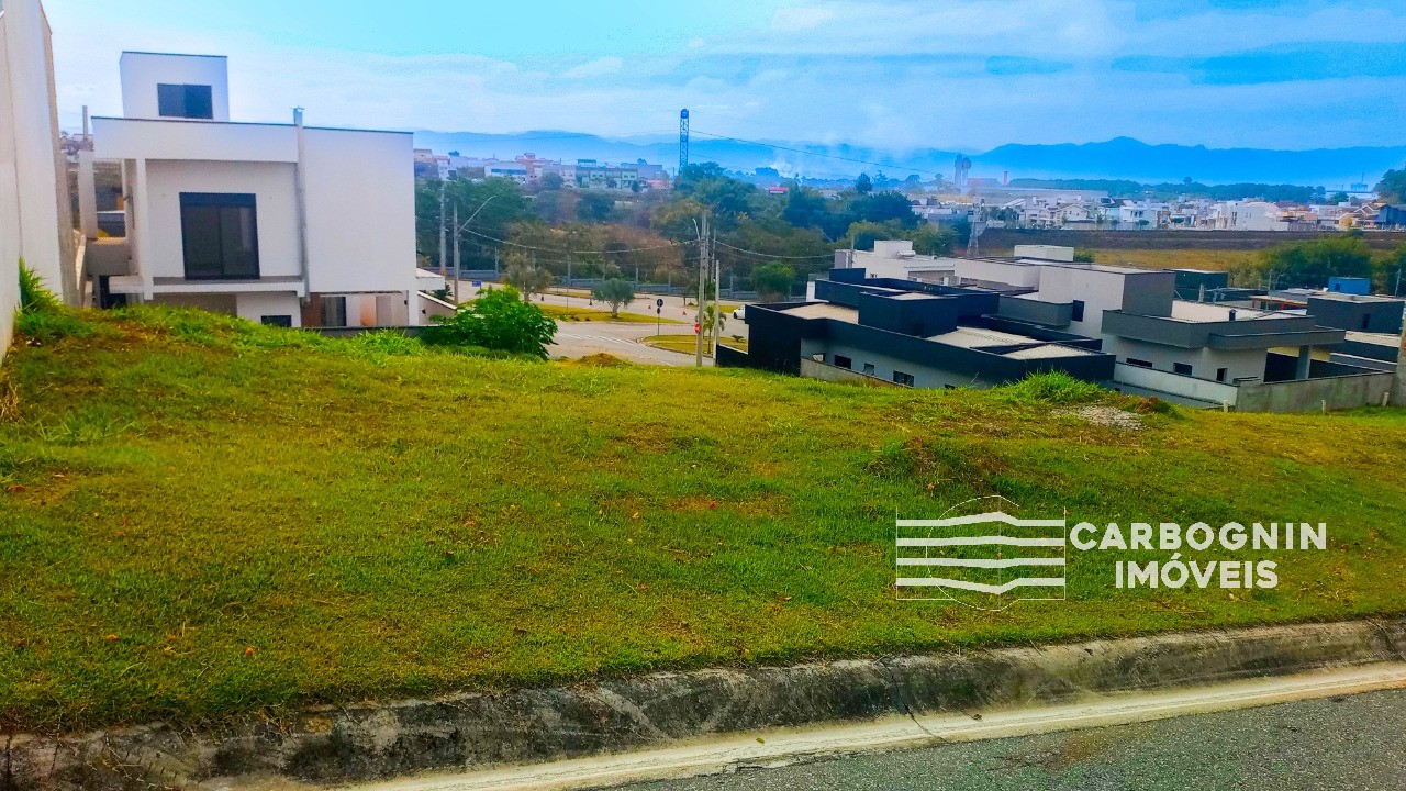 Terreno em Condomínio a Venda No Malibu No Residencial Colinas em Caçapava