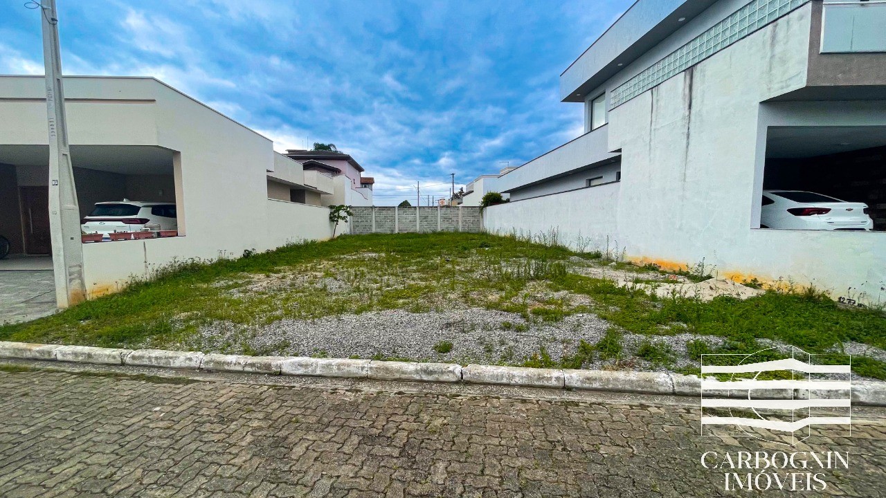 Terreno em Condomínio a Venda No Cerejeiras No Jardim Caçapava em Caçapava